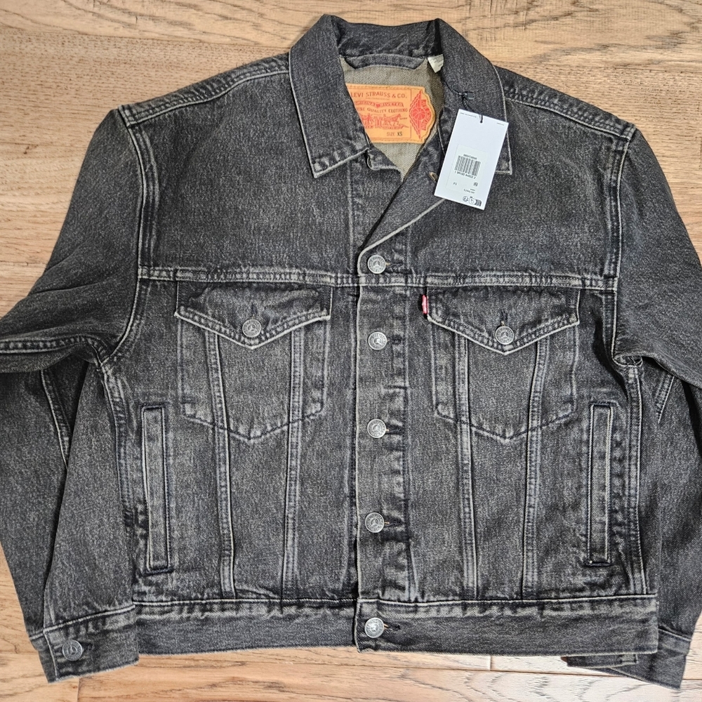 NWT Levi's x Jordan Type III Trucker Denim Jacket